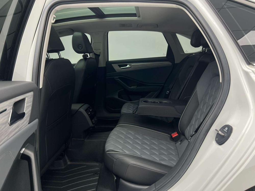 Volkswagen Sagitar