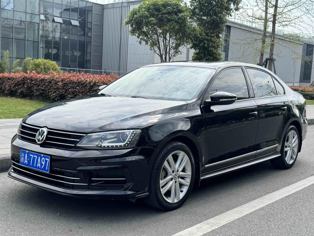 Volkswagen Sagitar