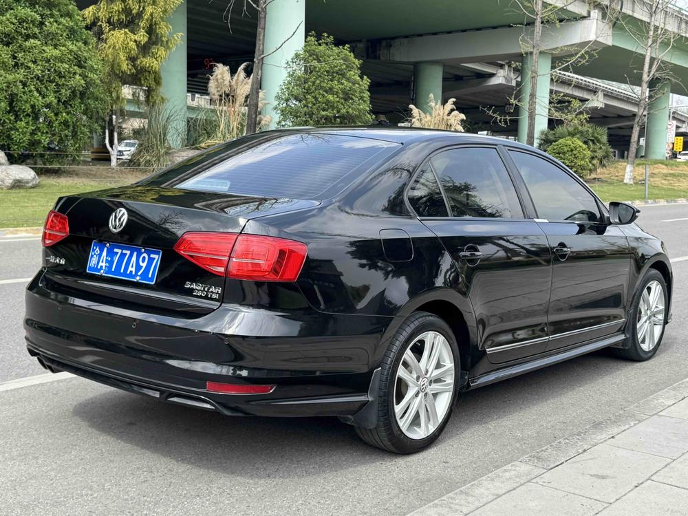 Volkswagen Sagitar