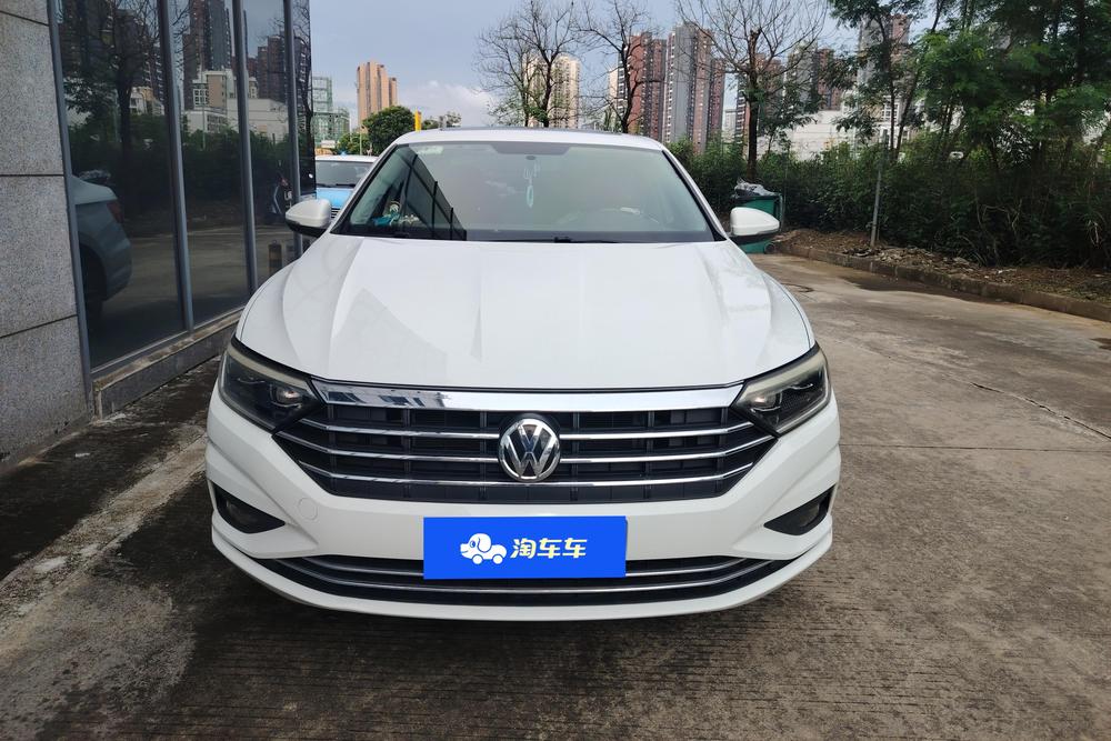 Volkswagen Sagitar