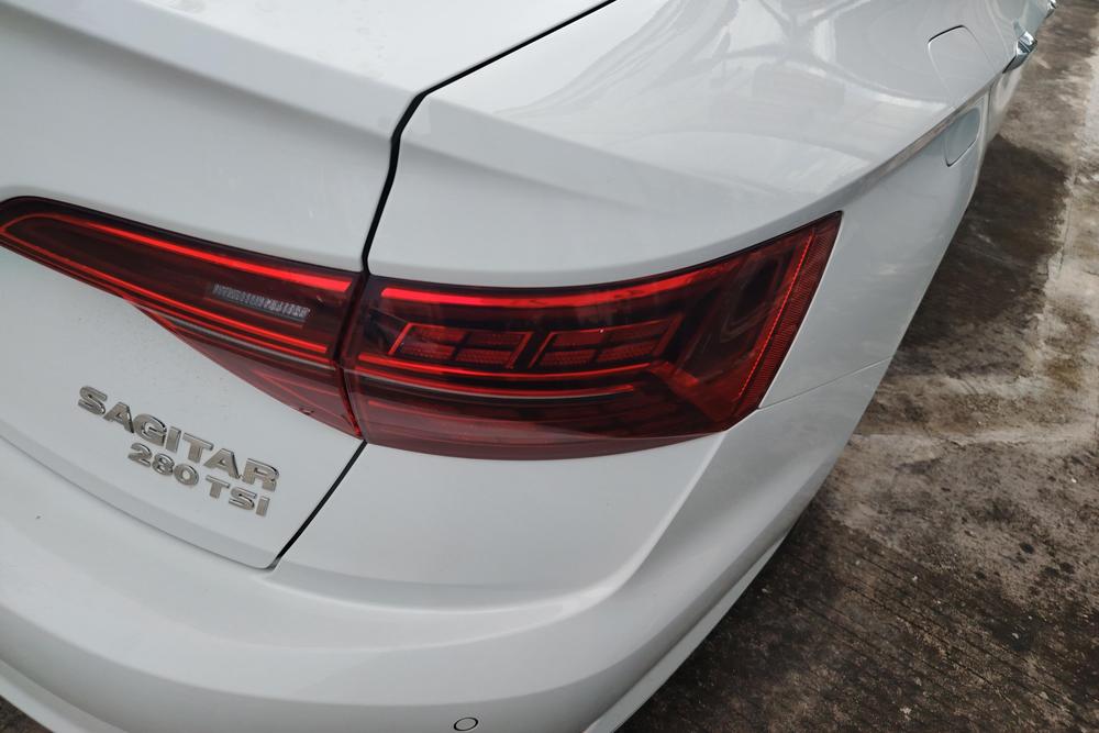 Volkswagen Sagitar