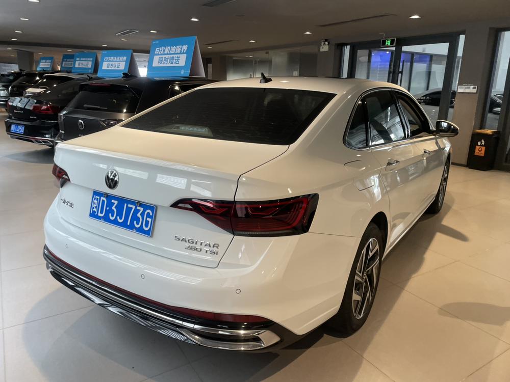 Volkswagen Sagitar