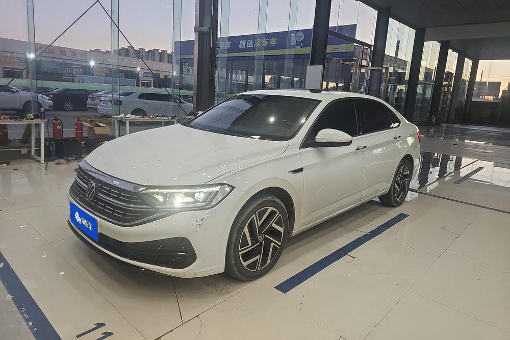 Volkswagen Sagitar