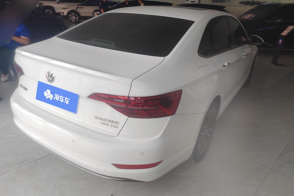 Volkswagen Sagitar