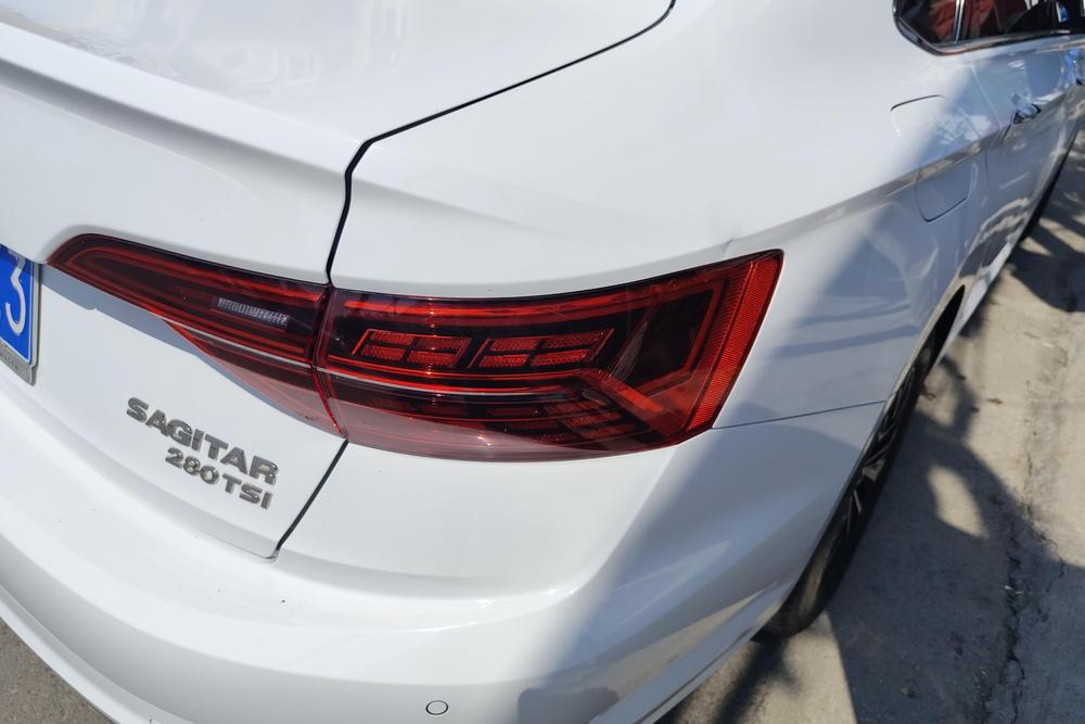 Volkswagen Sagitar