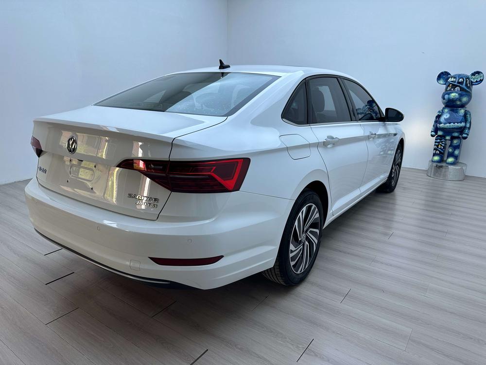 Volkswagen Sagitar