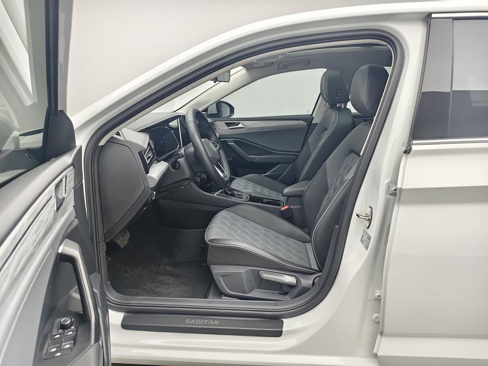 Volkswagen Sagitar