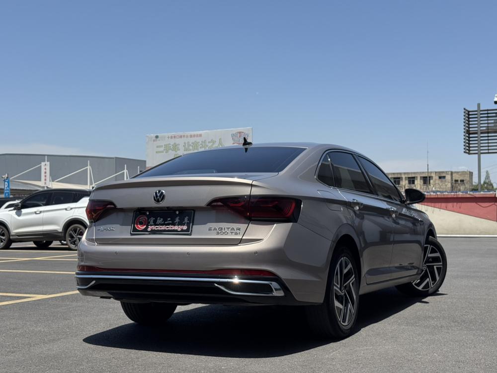 Volkswagen Sagitar