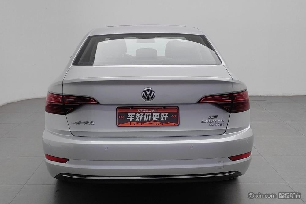 Volkswagen Sagitar