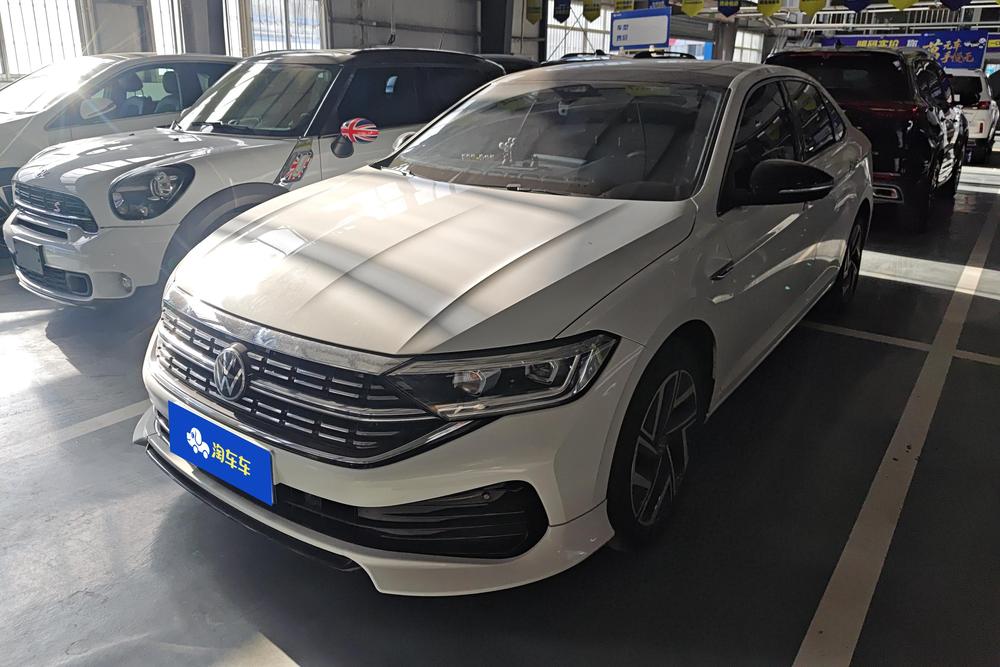 Volkswagen Sagitar
