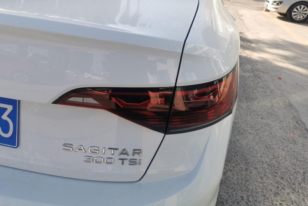 Volkswagen Sagitar