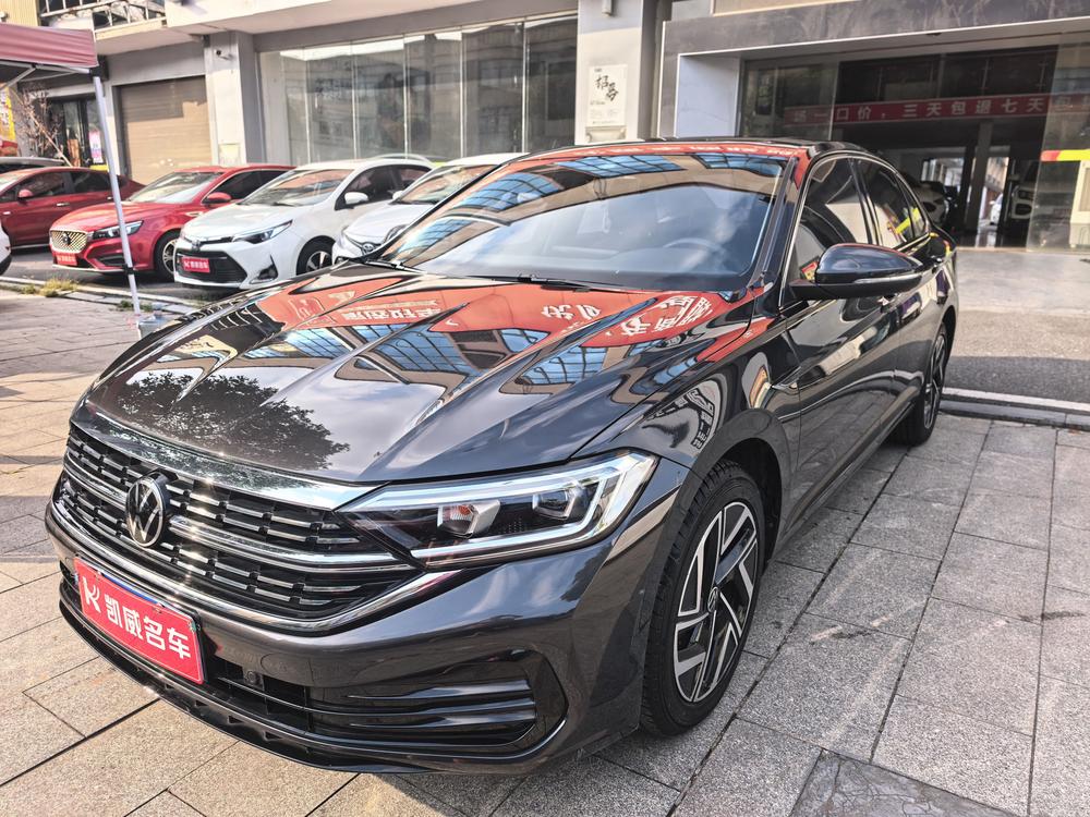 Volkswagen Sagitar