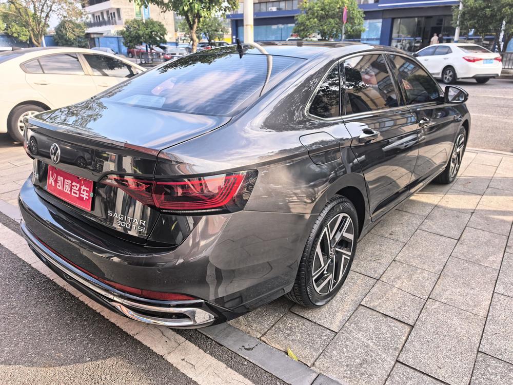 Volkswagen Sagitar