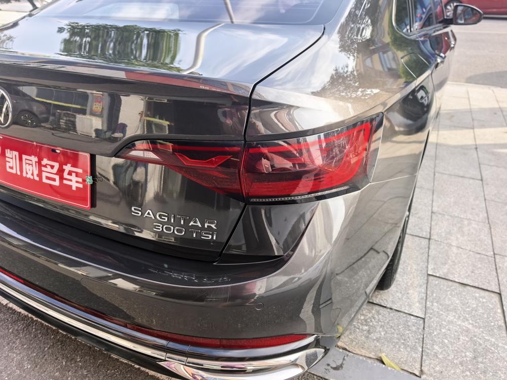 Volkswagen Sagitar