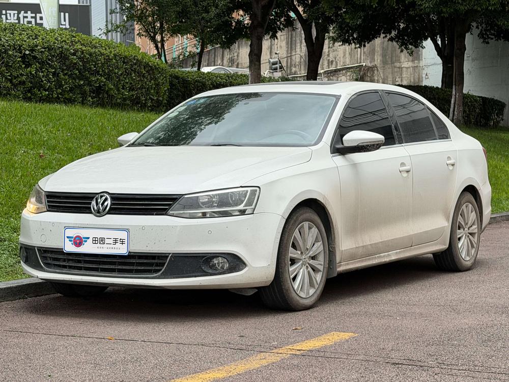 Volkswagen Sagitar