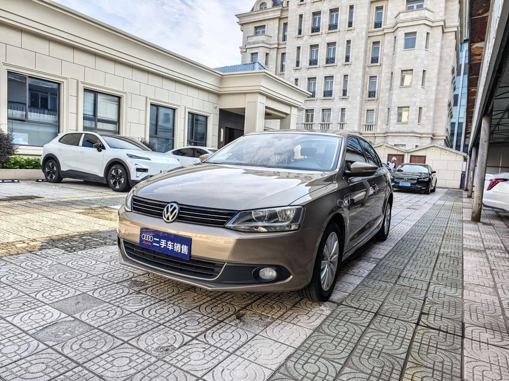 Volkswagen Sagitar