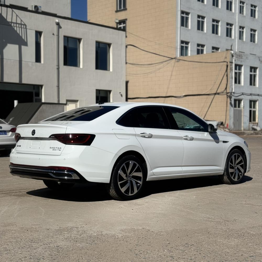 Volkswagen Sagitar