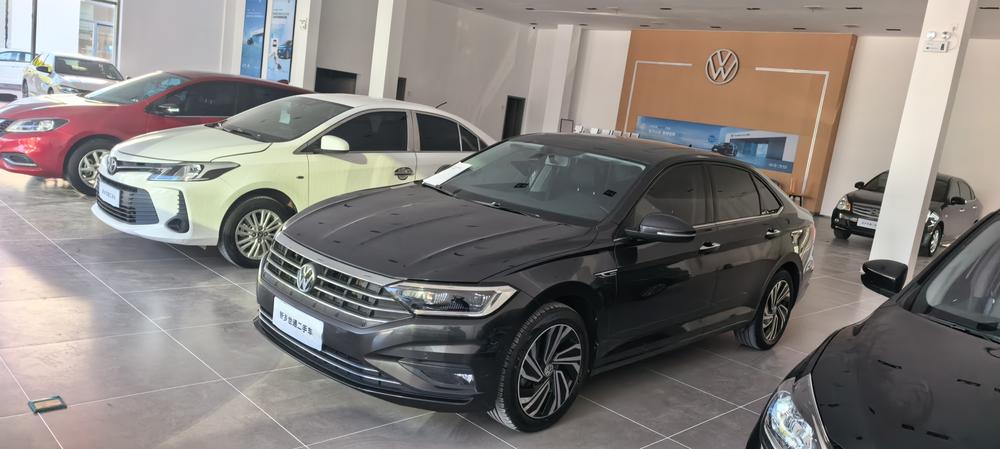 Volkswagen Sagitar