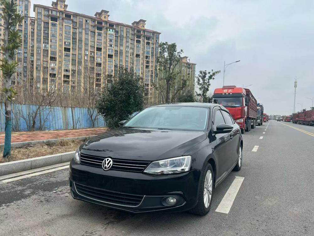 Volkswagen Sagitar