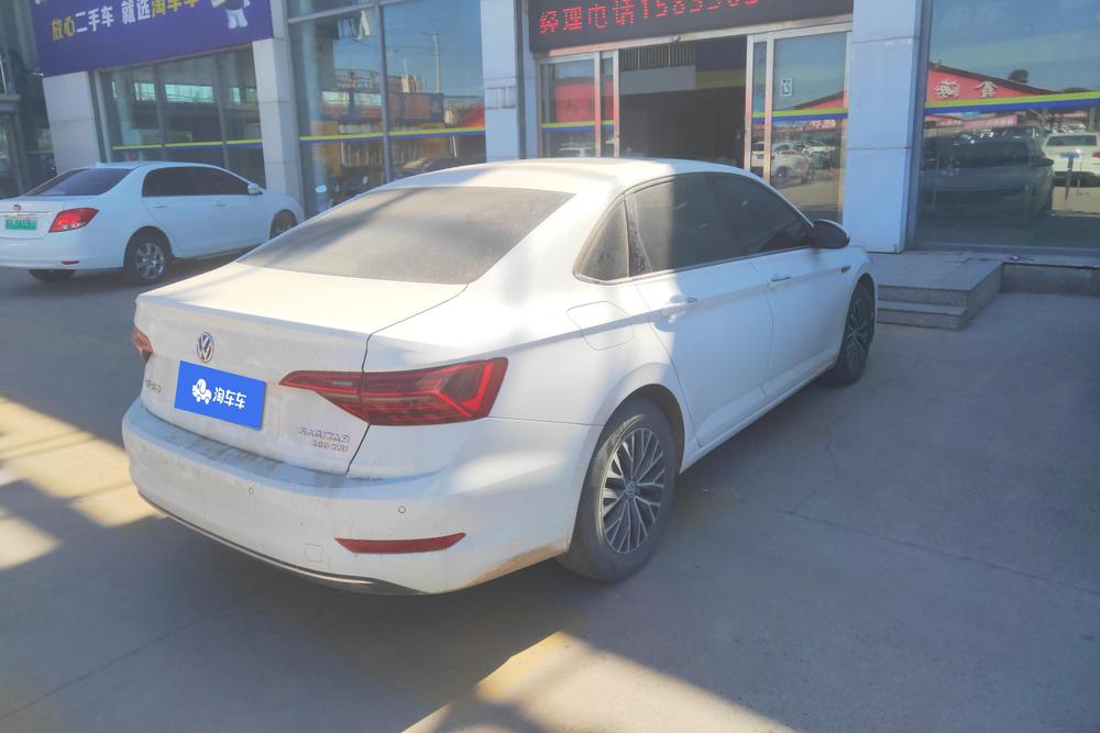 Volkswagen Sagitar