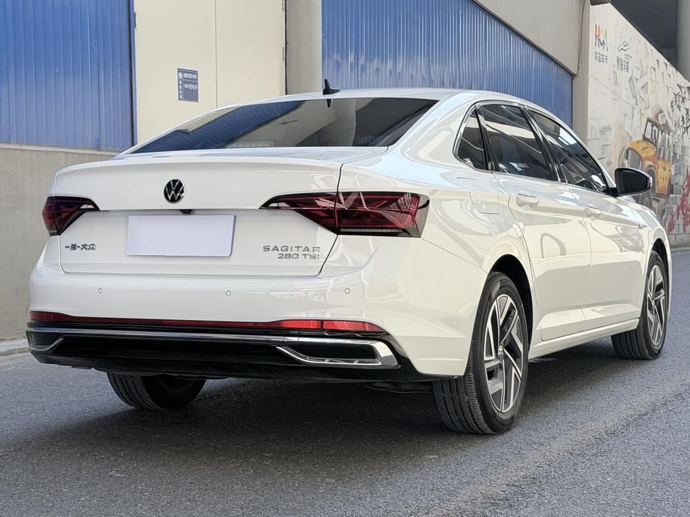 Volkswagen Sagitar