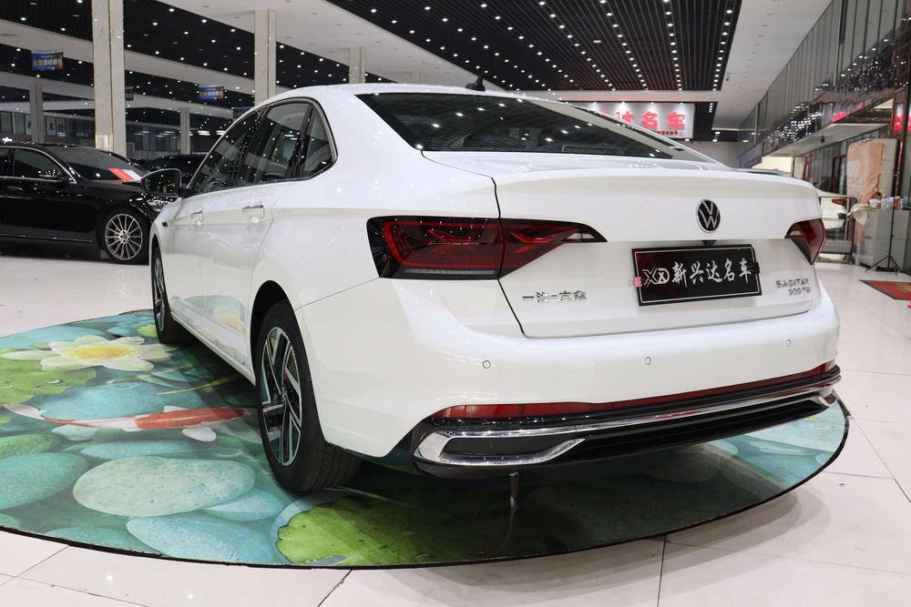 Volkswagen Sagitar