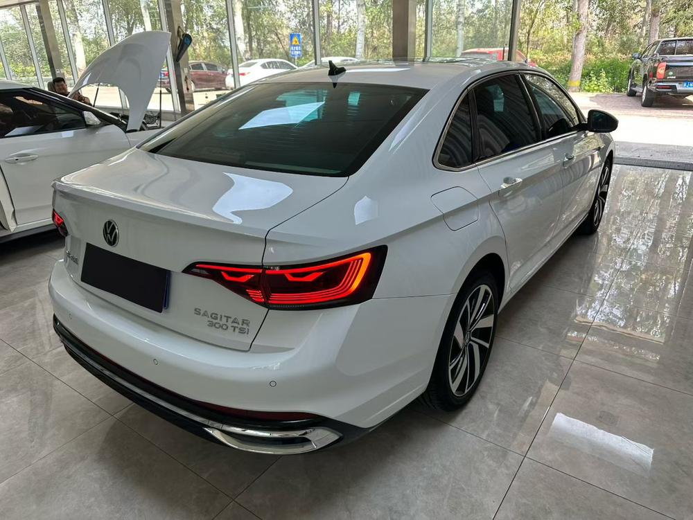 Volkswagen Sagitar