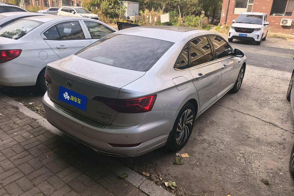 Volkswagen Sagitar