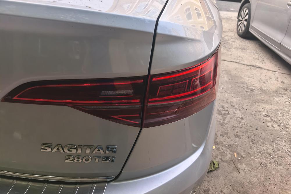 Volkswagen Sagitar