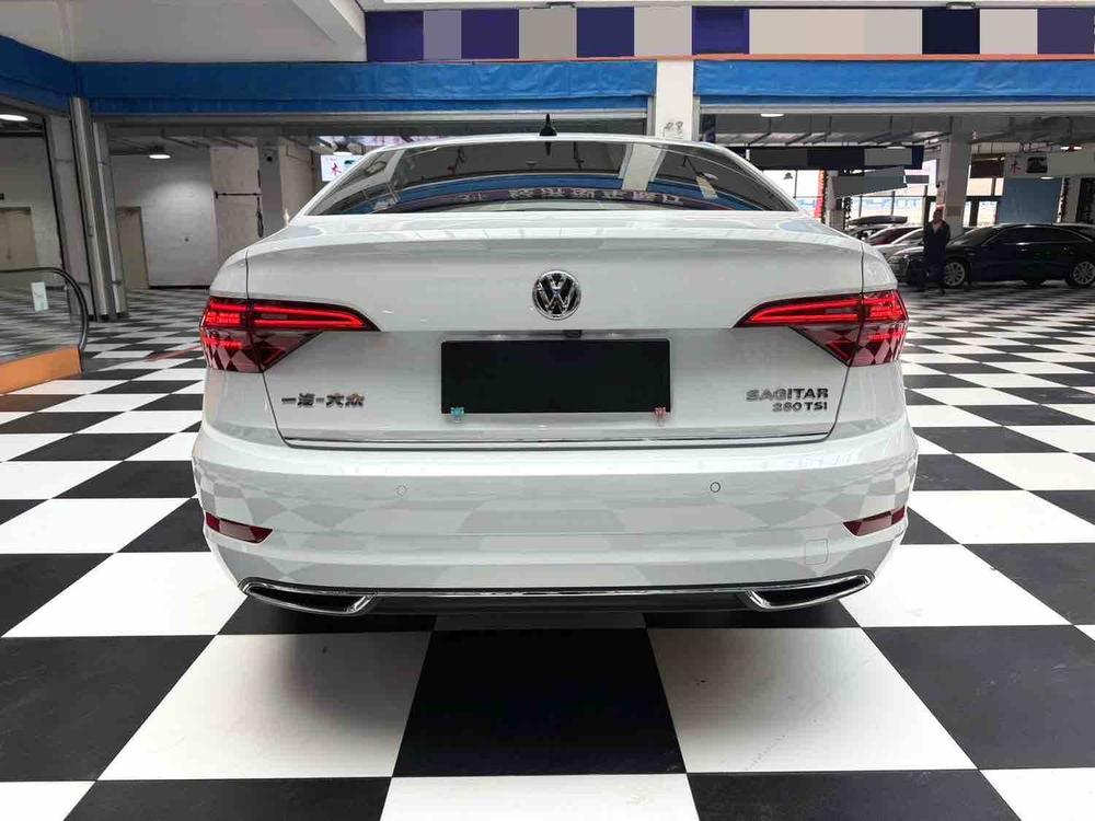 Volkswagen Sagitar