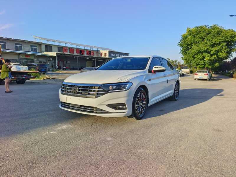 Volkswagen Sagitar