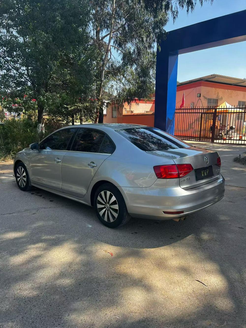 Volkswagen Sagitar
