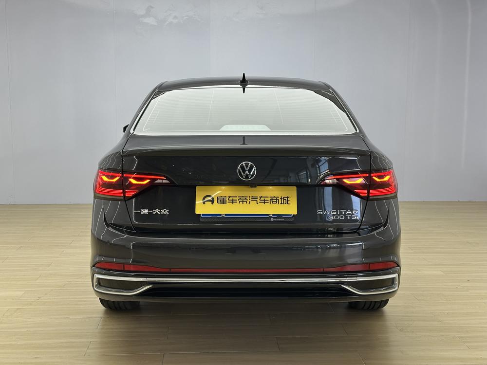 Volkswagen Sagitar
