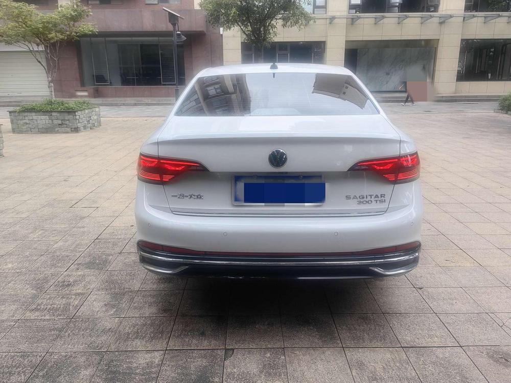 Volkswagen Sagitar