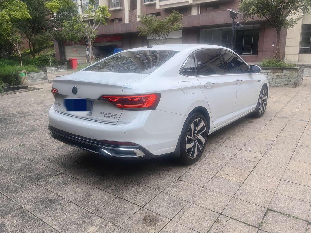 Volkswagen Sagitar