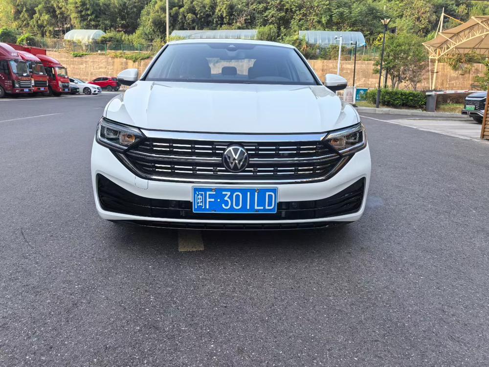 Volkswagen Sagitar