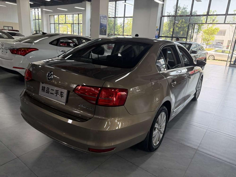 Volkswagen Sagitar