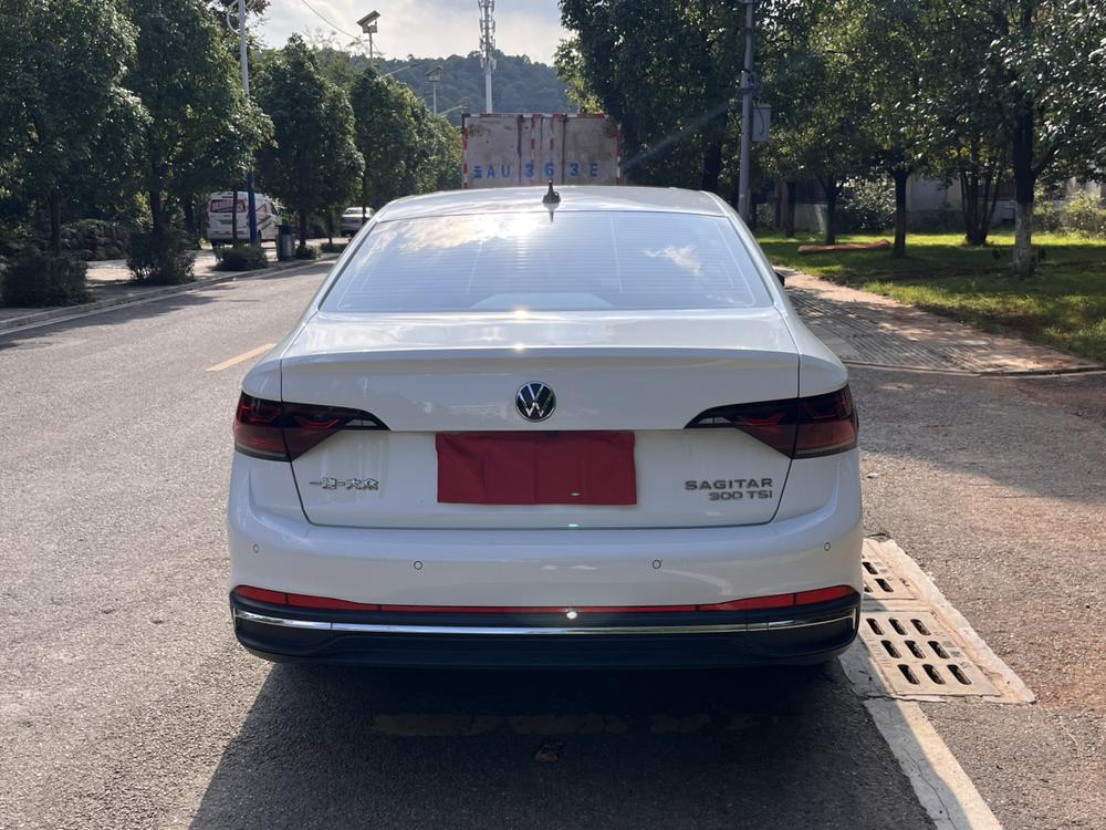 Volkswagen Sagitar