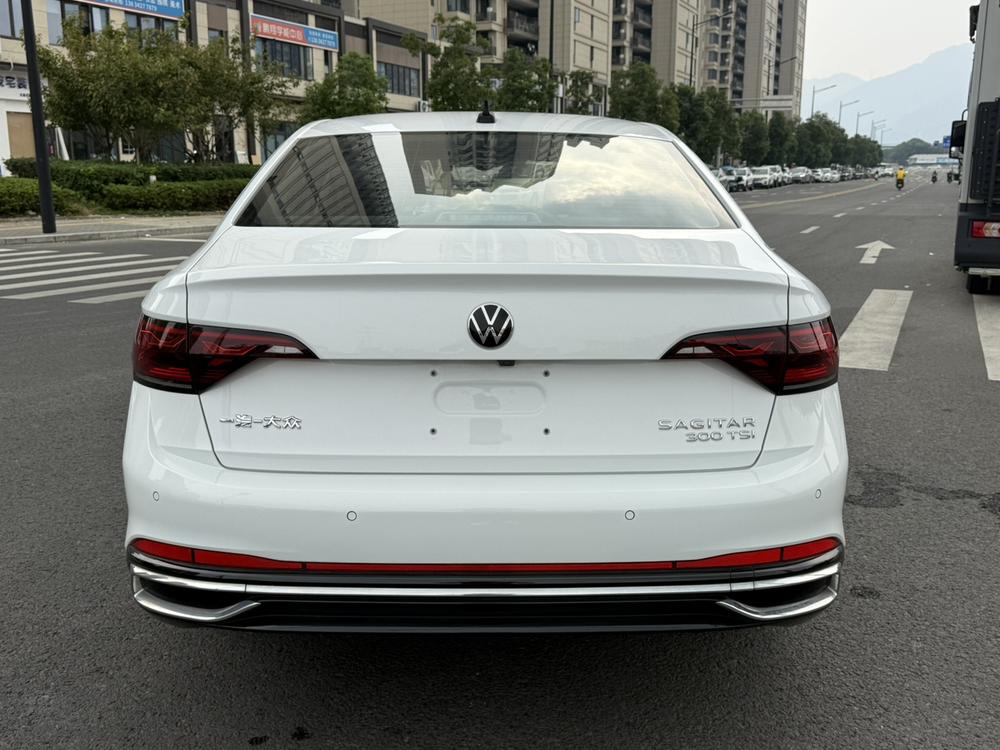 Volkswagen Sagitar