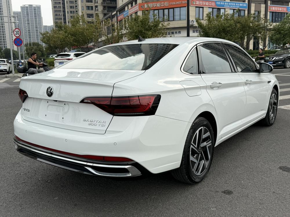 Volkswagen Sagitar