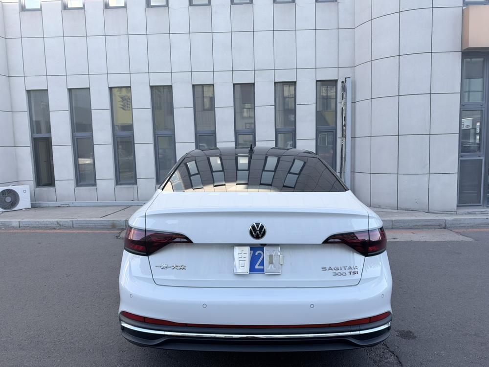 Volkswagen Sagitar