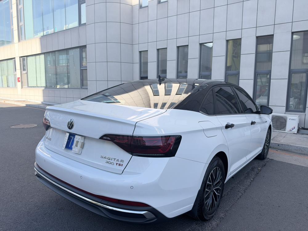 Volkswagen Sagitar