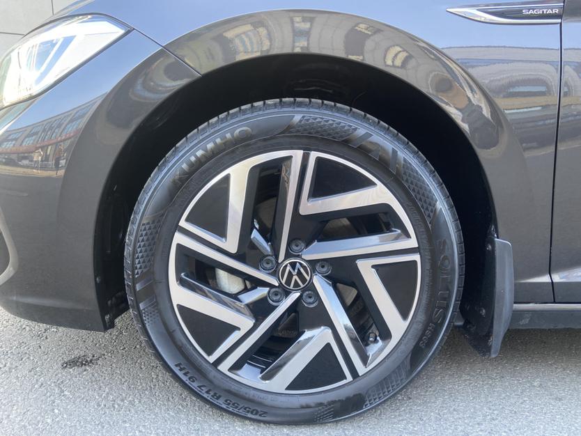 Volkswagen Sagitar
