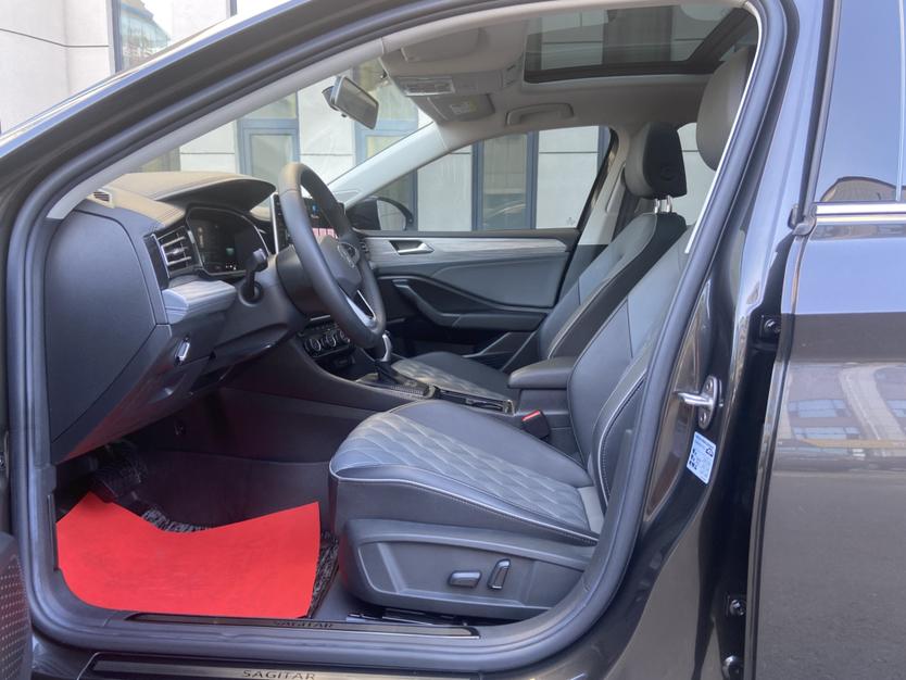 Volkswagen Sagitar