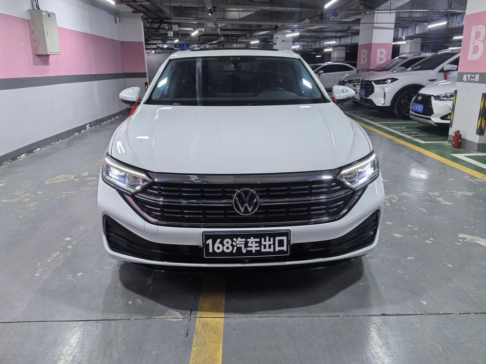 Volkswagen Sagitar