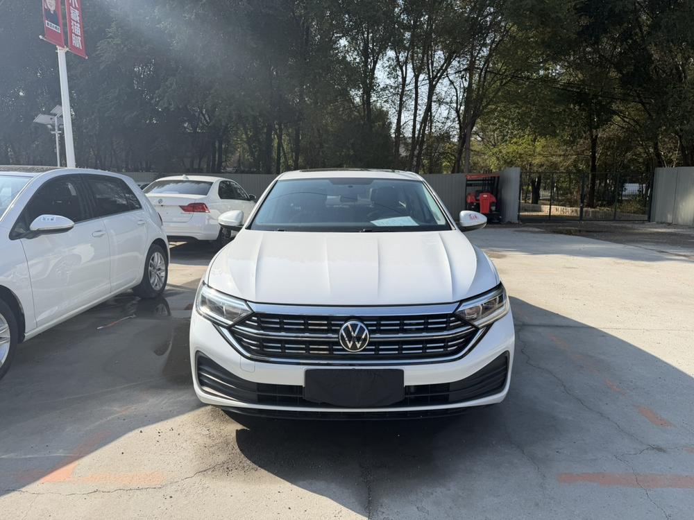 Volkswagen Sagitar
