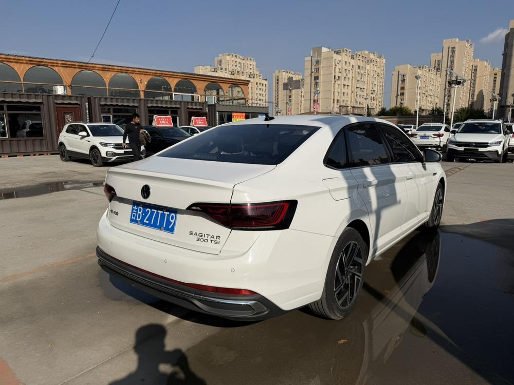 Volkswagen Sagitar