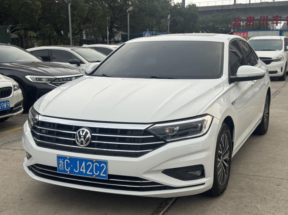 Volkswagen Sagitar