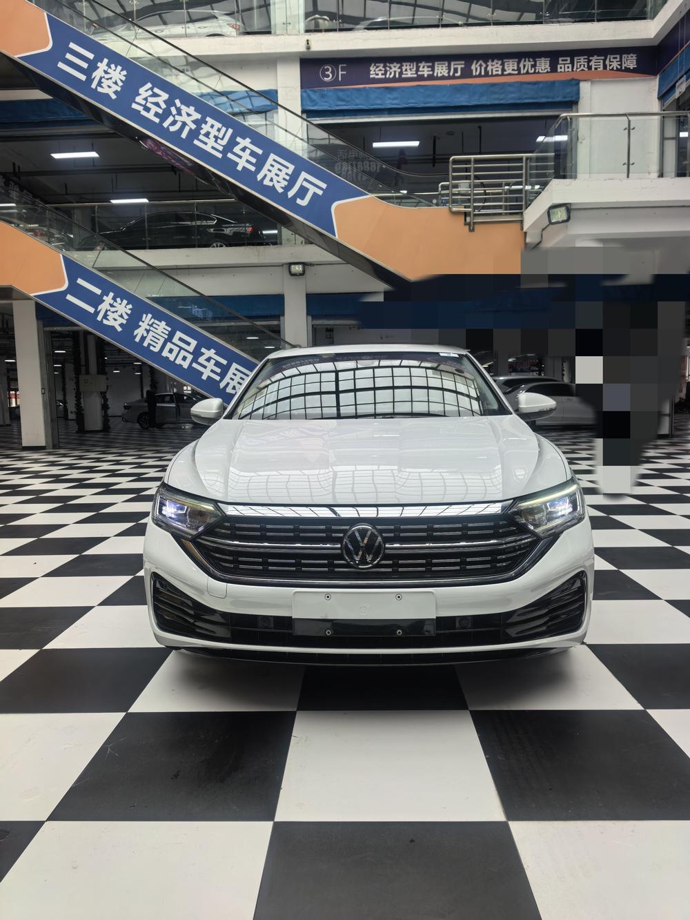 Volkswagen Sagitar