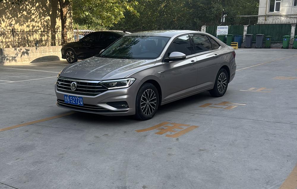 Volkswagen Sagitar